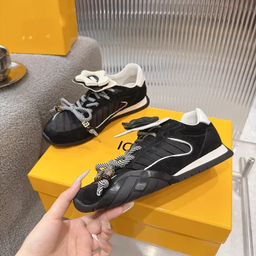 Fendi shoes for Women's Fendi Sneakers #B64355