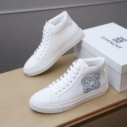 Givenchy Shoes for Men's Givenchy Sneakers #99908947