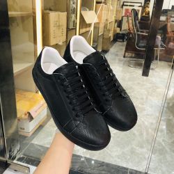 Gucci Shoes for Gucci Unisex Shoes #99899530