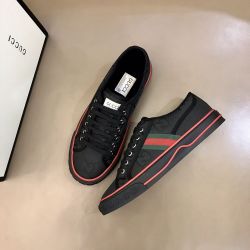 Gucci Shoes for Gucci Unisex Shoes #99899694