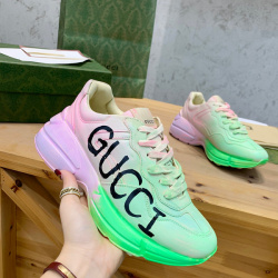 Gucci Shoes for Gucci Unisex Shoes #99913606