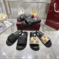 Gucci Shoes for Gucci Unisex Shoes #B51038