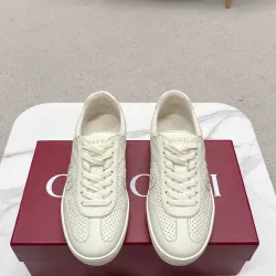 Gucci Shoes for Gucci Unisex Shoes #B59519