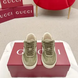 Gucci Shoes for Gucci Unisex Shoes #B59520