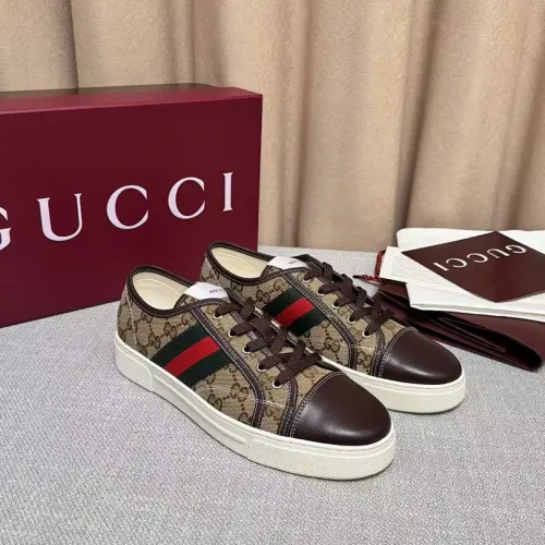 Gucci Shoes for Gucci Unisex Shoes #B63900
