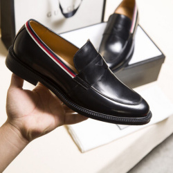 GUCCI Men Leather shoes  Loafers #9130686