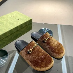 Gucci Shoes for Unisex Gucci Slippers #B58819