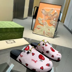 Gucci Shoes for Unisex Gucci Slippers #B58833