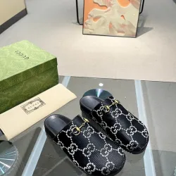 Gucci Shoes for Unisex Gucci Slippers #B58836