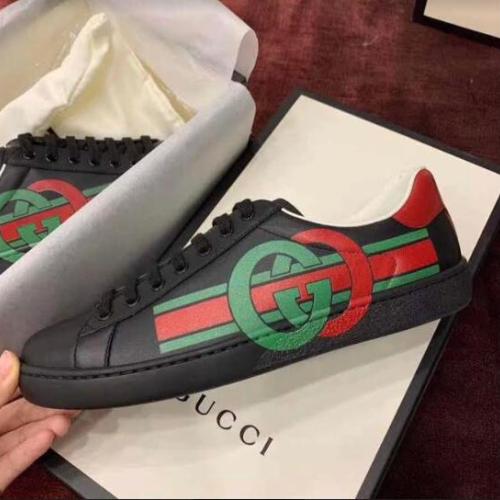 Gucci Shoes for Mens Gucci Sneakers #99895826
