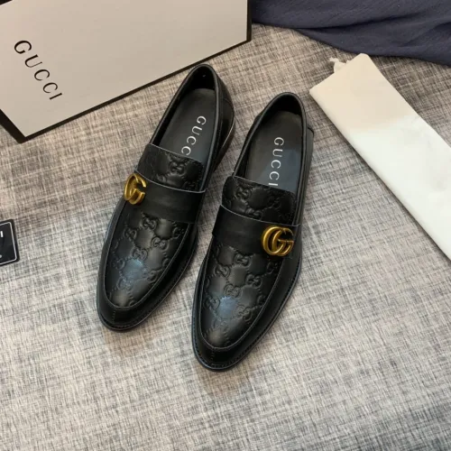 Gucci Shoes for Mens Gucci Sneakers #99902415