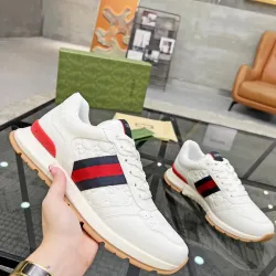 Gucci Shoes for Mens Gucci Sneakers #B43162