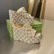 Gucci Shoes for Women wedge sandal with Horsebit #B48727