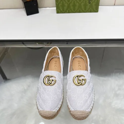 Gucci Shoes for Women Gucci Sneakers #B38049