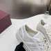 Gucci Shoes for Women Gucci Sneakers #B57000