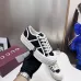 Gucci Shoes for Women Gucci Sneakers #B57001