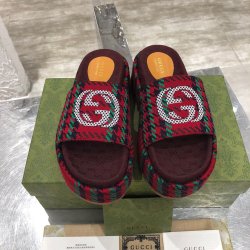 Gucci Shoes for Women's Gucci Slippers #99905921