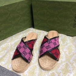 Gucci Shoes for Women's Gucci Slippers #99908652