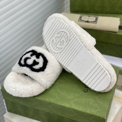 Gucci Shoes for Women's Gucci Slippers #99910097