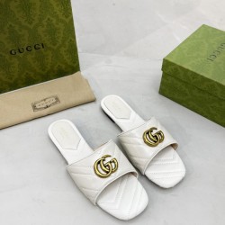 Gucci Shoes for Women's Gucci Slippers #99917677
