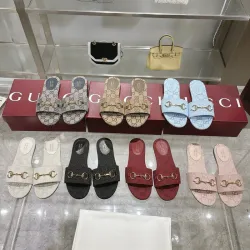 Gucci Shoes for Women's Gucci Slippers #B51625
