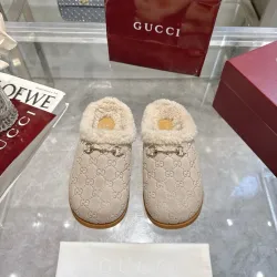 Gucci Shoes for Women's Gucci Slippers #B55090