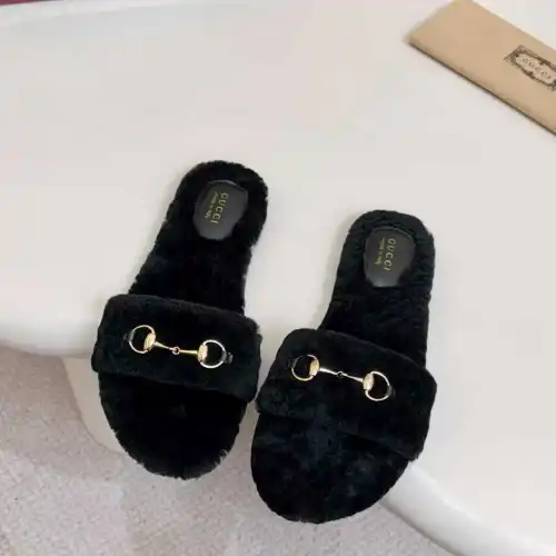 Gucci Shoes for Women's Gucci Slippers #B58219