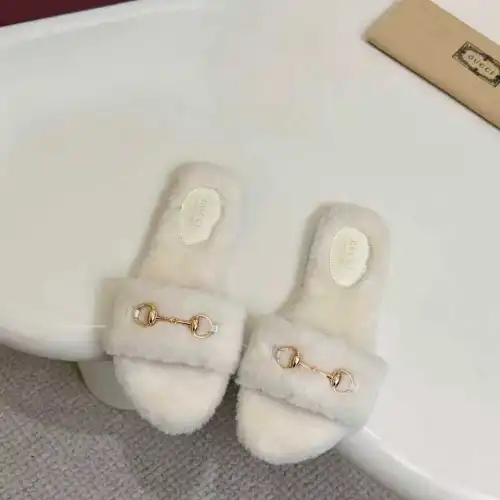 Gucci Shoes for Women's Gucci Slippers #B58223