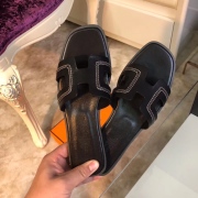 Hermes Shoes for Women's Leather slippers sizes 35-42 #99906413