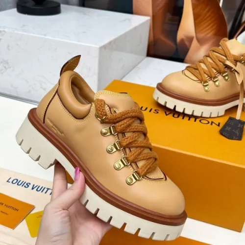 Louis Vuitton Shoes for Louis Vuitton Unisex Shoes 3.5cm #B56828