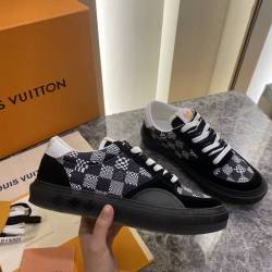 Louis Vuitton Shoes for Louis Vuitton Unisex Shoes #99906196