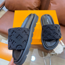 2024 Louis Vuitton Slippers Unisex Shoes #B33336