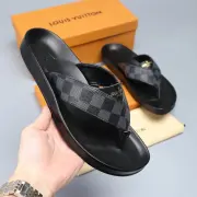 Louis Vuitton Shoes for Men Louis Vuitton Slippers Casual Leather flip-flops #99897390