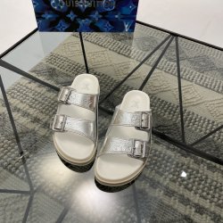 Louis Vuitton Shoes for Men's Louis Vuitton Slippers #99907477
