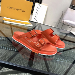 Louis Vuitton Shoes for Men's Louis Vuitton Slippers #99920940