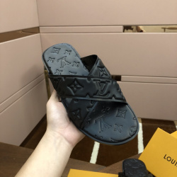 Louis Vuitton Shoes for Men's Louis Vuitton Slippers #999933944