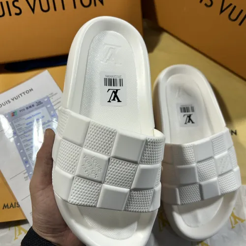 Louis Vuitton Shoes for Men's Louis Vuitton Slippers #B38373