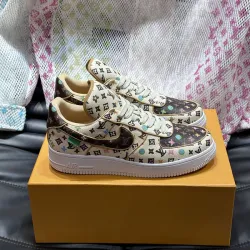 Louis Vuitton Nike Shoes for Men's Louis Vuitton Sneakers #B50242