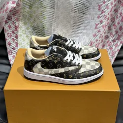 Louis Vuitton Nike Shoes for Men's Louis Vuitton Sneakers #B50251