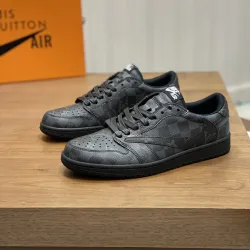 Louis Vuitton Nike Shoes for Men's Louis Vuitton Sneakers #B50255