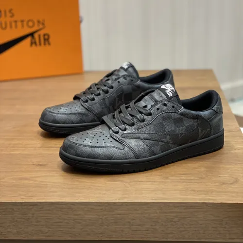 Louis Vuitton Nike Shoes for Men's Louis Vuitton Sneakers #B50255
