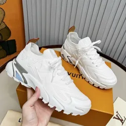 Louis Vuitton Runner Tatic White sneakers #B62969