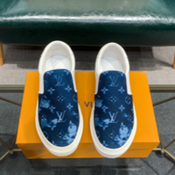 Louis Vuitton Shoes for Men's Louis Vuitton Sneakers #99908894