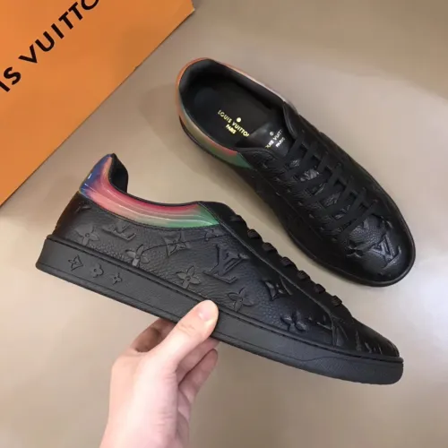 Louis Vuitton Shoes for Men's Louis Vuitton Sneakers #99909104