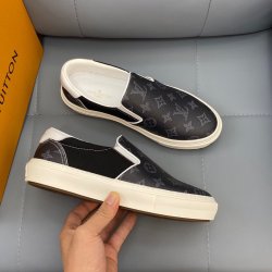 Louis Vuitton Shoes for Men's Louis Vuitton Sneakers #99909645