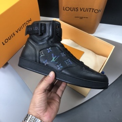 Louis Vuitton Shoes for Men's Louis Vuitton Sneakers #99913236
