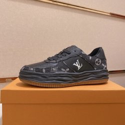 Louis Vuitton Shoes for Men's Louis Vuitton Sneakers #99914015
