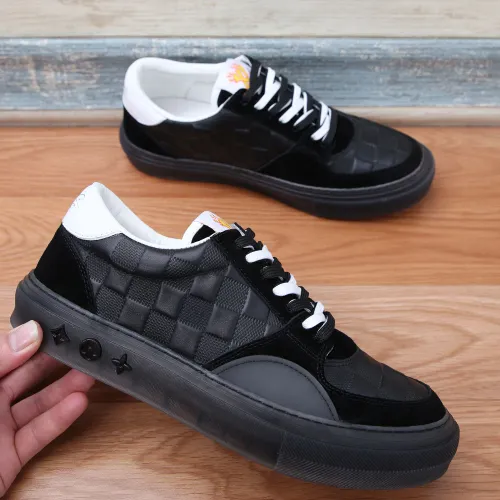 Louis Vuitton Shoes for Men's Louis Vuitton Sneakers #99915589