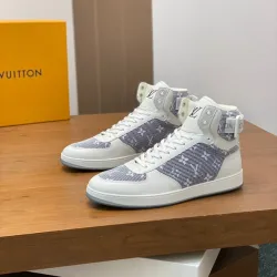 Louis Vuitton Shoes for Men's Louis Vuitton Sneakers #B44265