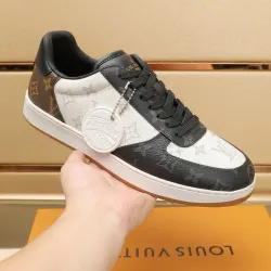 Louis Vuitton Shoes for Men's Louis Vuitton Sneakers #B47590